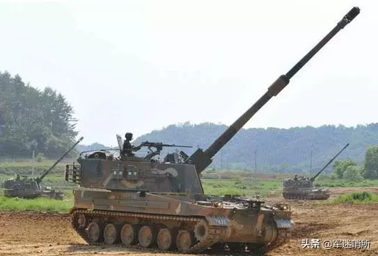 印度總理視察國產榴彈發射車 網友卻看出端倪:好像在哪見過