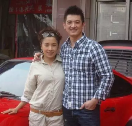 藝人謝麗金流淚說出「當年流產原因」!她說前夫趁她42歲懷孕那年在外面偷......太驚人了!