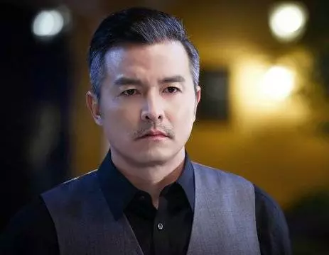 馮偉衷老闆忍不住淚下,龐蕾馨:「我們等你!」