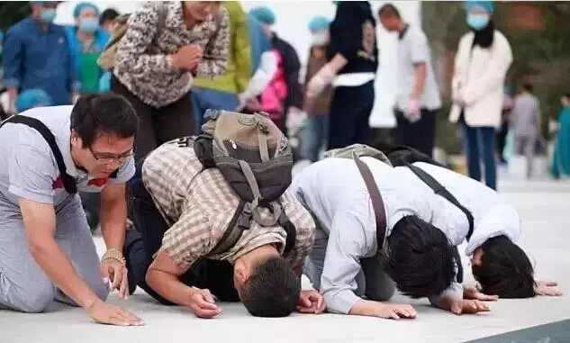 「偷拍」中國真正的尼姑生活...看得我心頭一震!怎麼跟我知道的不一樣!