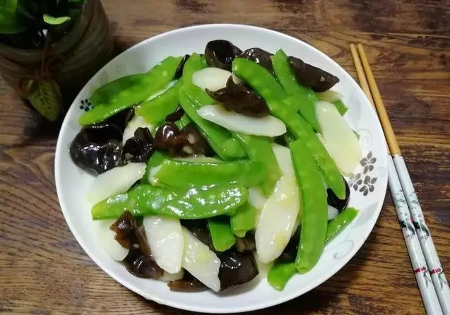 春節家宴,比大魚大肉還受歡迎的15道小炒,清淡爽口,營養均衡
