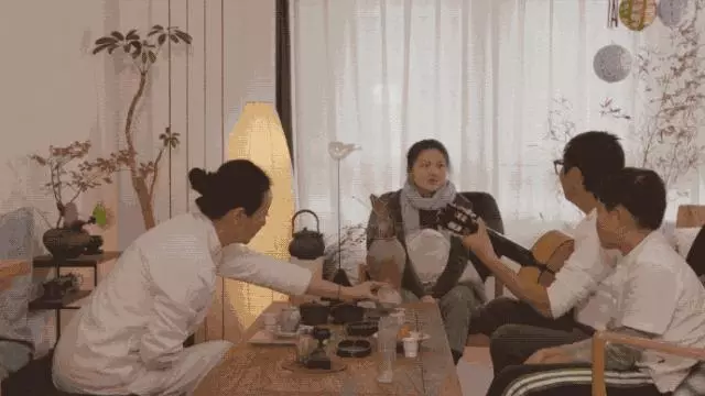 50歲孫楠近況曝光!搬到三線城市,和妻兒擠700元租的房子!