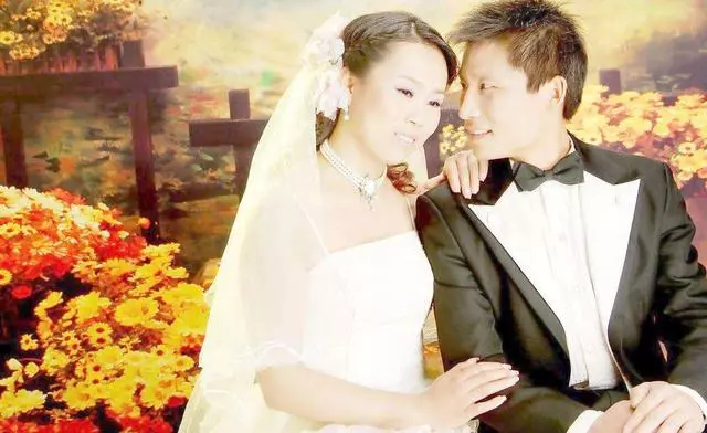 結婚我爸給了一輛奧迪,婚後變成了婆婆的買菜車,讓我擠公交