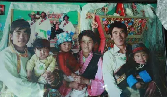 揭秘西藏 [一妻多夫] 的家庭！幾個丈夫如何同床共枕？該如何輪流上床的潛規則！一起上還是輪流的？