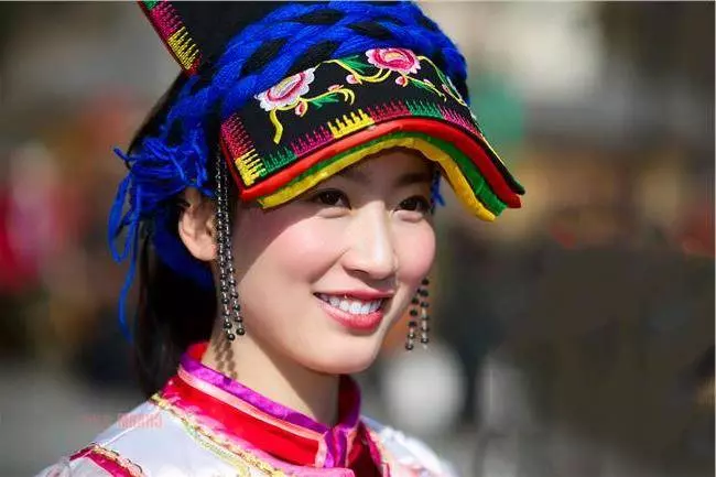 揭秘西藏 [一妻多夫] 的家庭！幾個丈夫如何同床共枕？該如何輪流上床的潛規則！一起上還是輪流的？