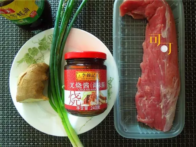 叉燒肉只能在飯店吃?自己家裡腌一腌,烤一烤超簡單,秒變大廚