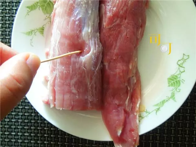 叉燒肉只能在飯店吃?自己家裡腌一腌,烤一烤超簡單,秒變大廚
