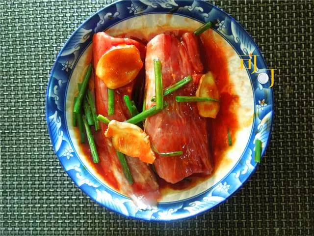 叉燒肉只能在飯店吃?自己家裡腌一腌,烤一烤超簡單,秒變大廚