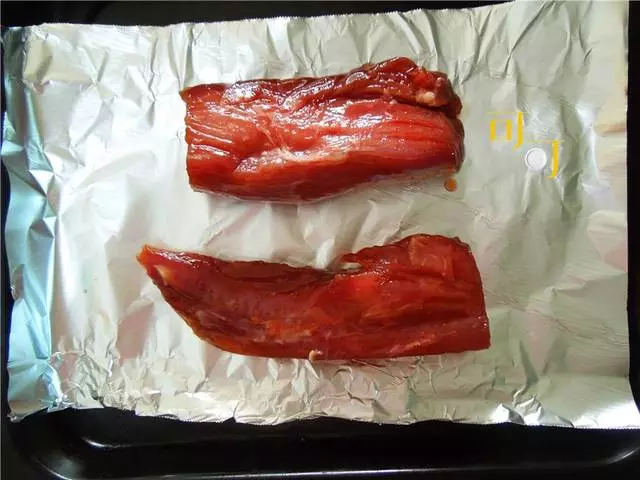 叉燒肉只能在飯店吃?自己家裡腌一腌,烤一烤超簡單,秒變大廚