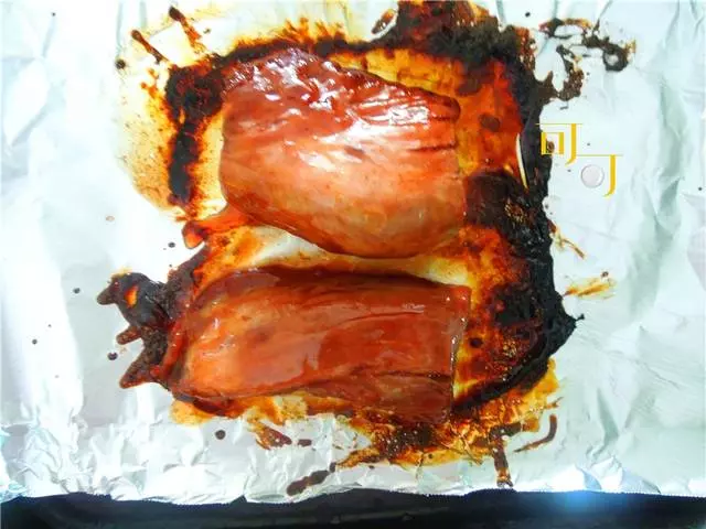 叉燒肉只能在飯店吃?自己家裡腌一腌,烤一烤超簡單,秒變大廚