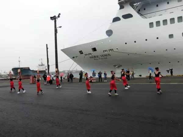 既韓流銷貨至中國為高雄市進帳485萬人民幣後,台南市長不甘示弱親迎日籍郵輪帶動觀光產業