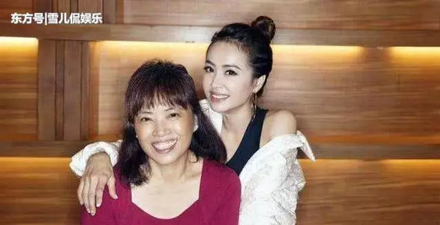 林志玲媽媽,楊冪媽媽,蔡依林媽媽,整沒整容一目了然!