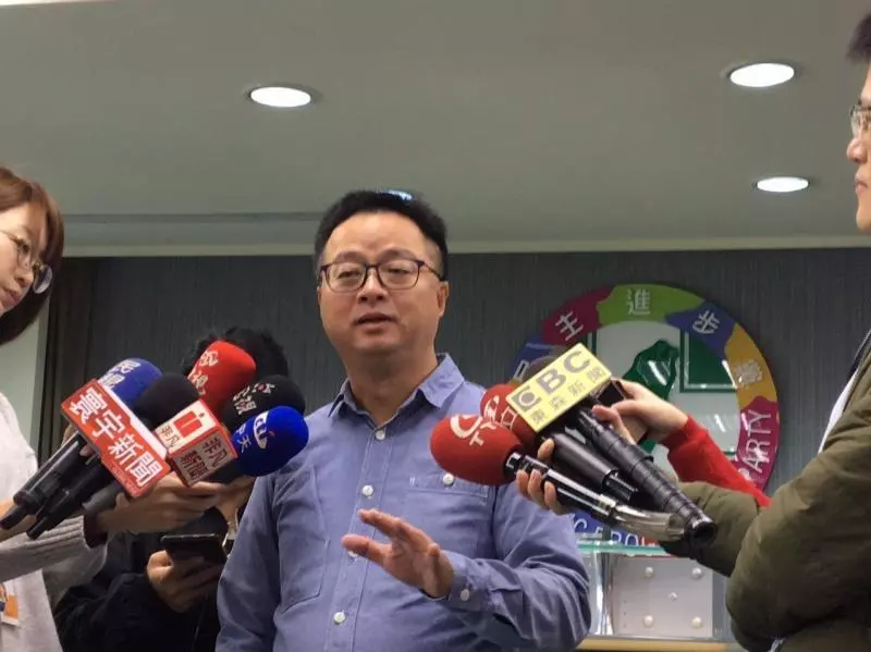 鄭麗君遭掌摑 羅文嘉:台灣沒有本錢累積仇恨