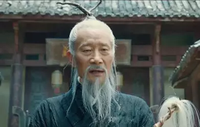 故事:少女懷孕三年卻產下一窩蛋,受盡嘲諷,路過道士:請受貧道一拜