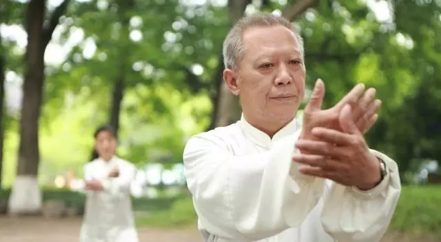 運動養生,中醫傳統功法八段錦,五禽戲,易筋經,六字訣,氣功