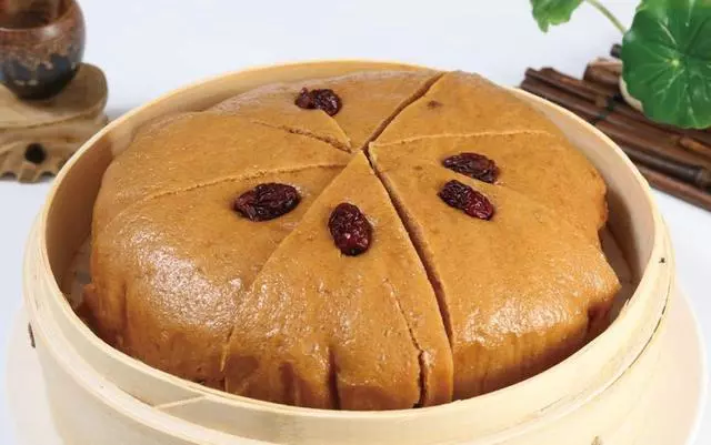 想吃美味的紅棗糕嗎?那就動手學起來!電飯煲操作簡單方便