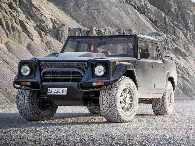 這幾個「不正經」的品牌,造車只不過是副業?