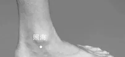 人體自帶【消炎、解氣、排毒穴】,學著按一按,不花錢看醫生