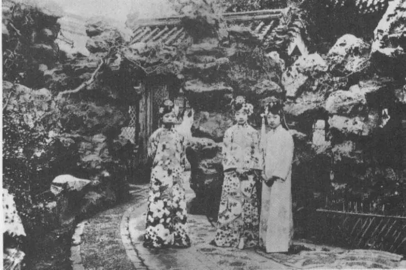 8組穿越「100年前 VS. 現在」老照片 美到像仙女的婉容皇后!