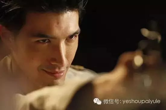 38歲蕭亞軒「素顏照」意外流出,真的嚇壞所有人!這也差太多了吧!難怪以前從沒看過她素顏!