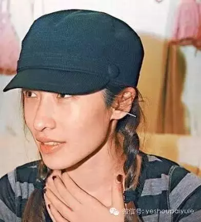 38歲蕭亞軒「素顏照」意外流出,真的嚇壞所有人!這也差太多了吧!難怪以前從沒看過她素顏!