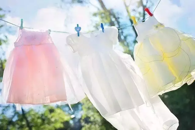 衣服有異味怎麼辦?聰明的女人都這樣做,趕緊收藏!