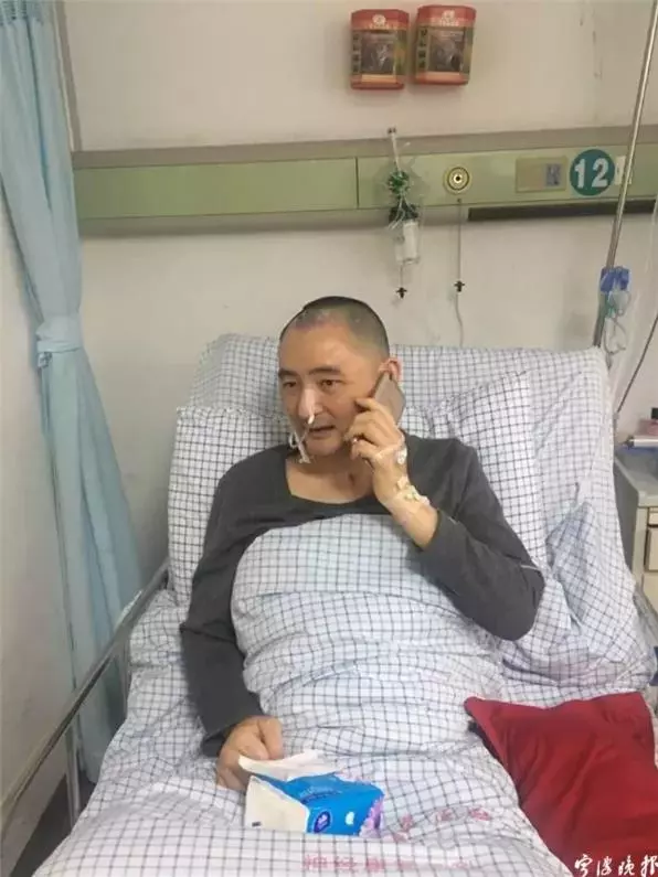 幾度生命垂危,醫生說沒希望,老婆也走了,但一幫朋友創造了奇蹟