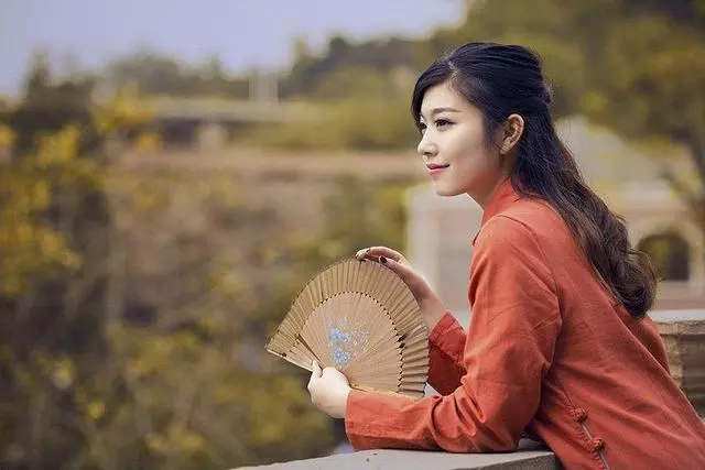 我結婚婆婆愛搭不理,小叔子結婚她忙上忙下,如今來找我養老!