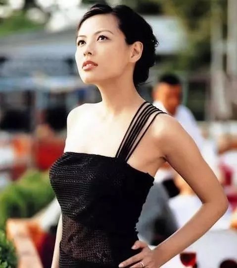 吳宗憲最戀戀不忘的女人,兩次遭遇渣男,如今47歲與兒子相依為命,近照曝光不敢認