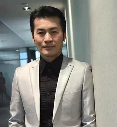 吳宗憲最戀戀不忘的女人,兩次遭遇渣男,如今47歲與兒子相依為命,近照曝光不敢認