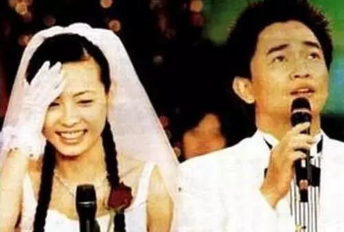 吳宗憲最戀戀不忘的女人,兩次遭遇渣男,如今47歲與兒子相依為命,近照曝光不敢認