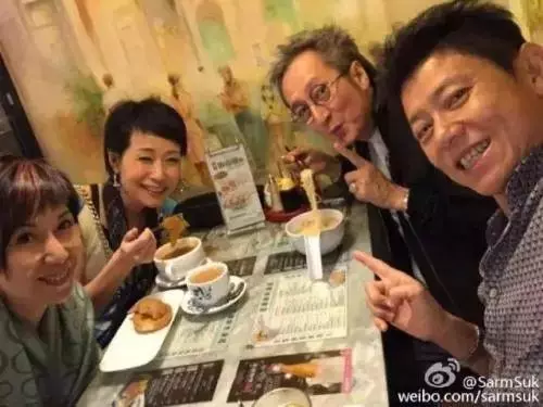 老公被爆出軌8次都選擇原諒,55歲「許仙」葉童近照曝光,瘦成皮包骨認不出,網友:他真的老了