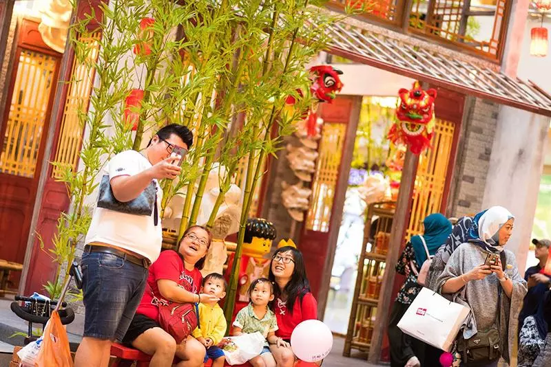 大馬Shopping Malls 超壯觀【新年裝飾】TOP10!第一名像穿越到中國古代