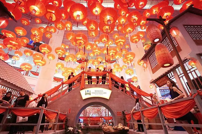 大馬Shopping Malls 超壯觀【新年裝飾】TOP10!第一名像穿越到中國古代