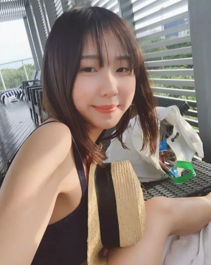 骨癌化療28次,左手被改裝金屬,仍為夢想奮戰!如今奪得羽毛球大賽銅牌,上萬網友爆動:「羽毛球女神」「真的戀愛了」