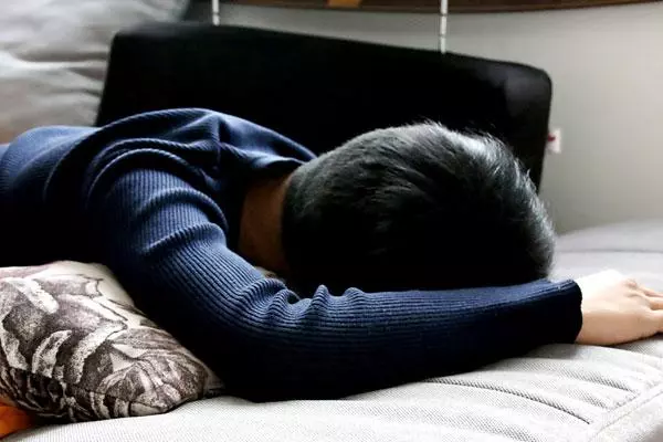 男人為什麼會陰虛?體內陰虛火旺,身體或有5個改變,不容忽視
