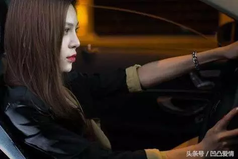 婆婆嫌我是市裡姑娘看不起我,可我一月工資夠你們吃一年!