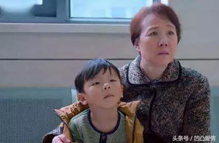 弟弟,家裡拆遷你說我是外人沒我的份,爸媽養老你說我是一家人?