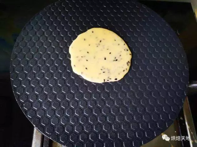 過年自製小零食——酥脆香甜蛋卷