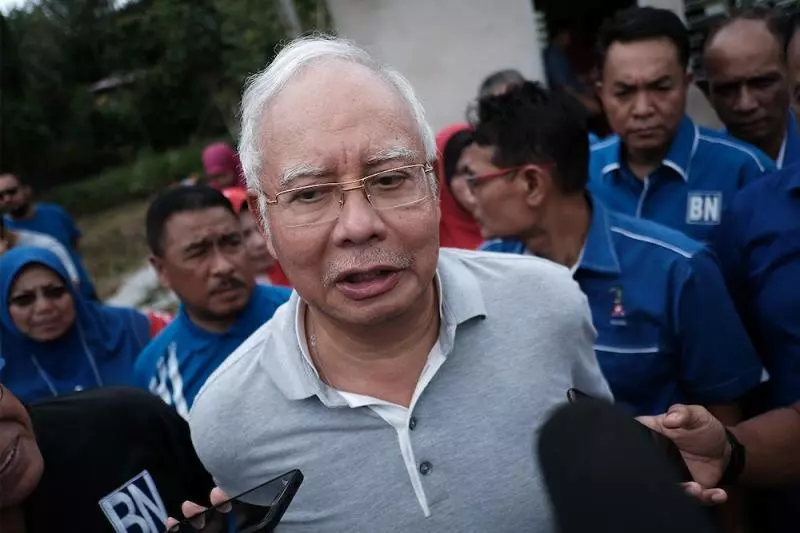 我對金馬侖貢獻良多!納吉受當地民眾邀請出席助選。