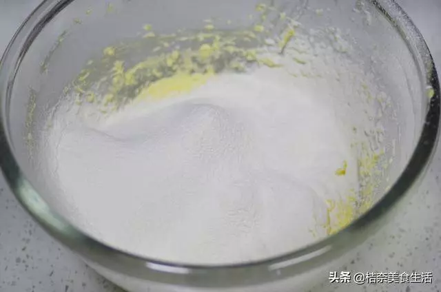 豬年來到,金豬報福,來做個可愛的小豬餅乾