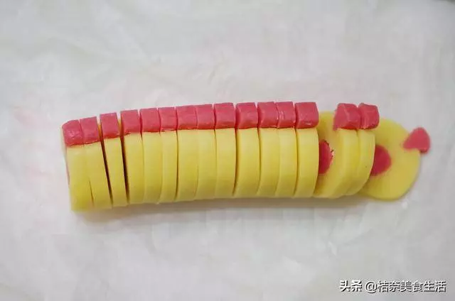豬年來到,金豬報福,來做個可愛的小豬餅乾