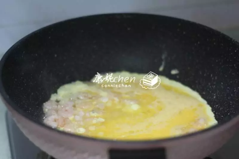 雞蛋這樣炒鮮美嫩滑,關鍵還沒有腥味,老人孩子吃補鈣還易消化