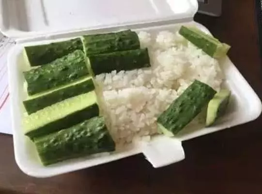 吃貨為了證明自己窮,竟然如此有想法,最後這一張圖好笑
