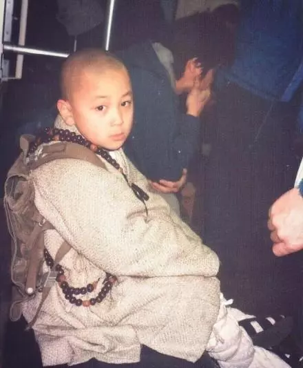 釋小龍小時候的各種樣子,網友:他真的對得起初代萌神這個稱號!