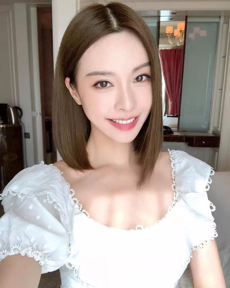 世界最美鋼琴家~ 體脂12% 網友敲碗暴動拉~~