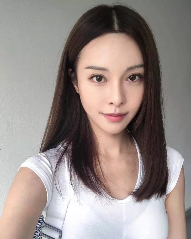 世界最美鋼琴家~ 體脂12% 網友敲碗暴動拉~~