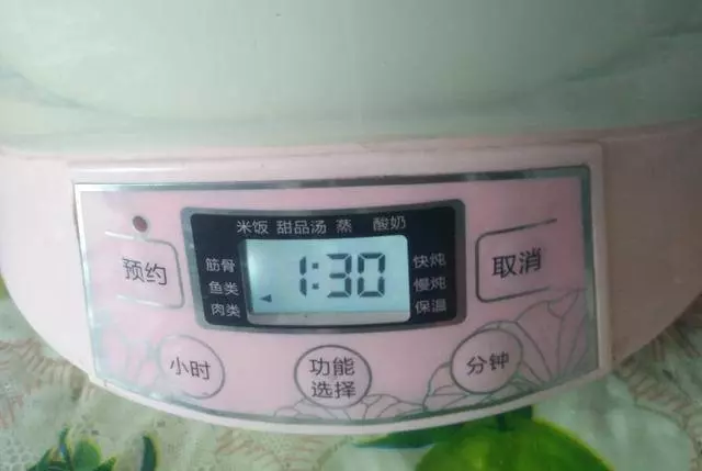 女人要想皮膚好,光吃膠原蛋白是沒用的,得多吃這菜,皮膚水嫩嫩 !