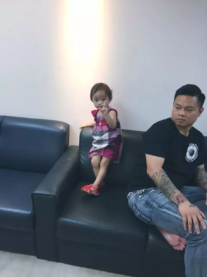 維冠女嬰投胎到大體修復師家!前世哥哥夢裡揮手告別「你們要幸福」 認親直接3聖茭