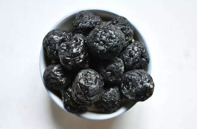 養生必備補品——烏梅,斂肺生津還能消暑止渴,還有4大作用!